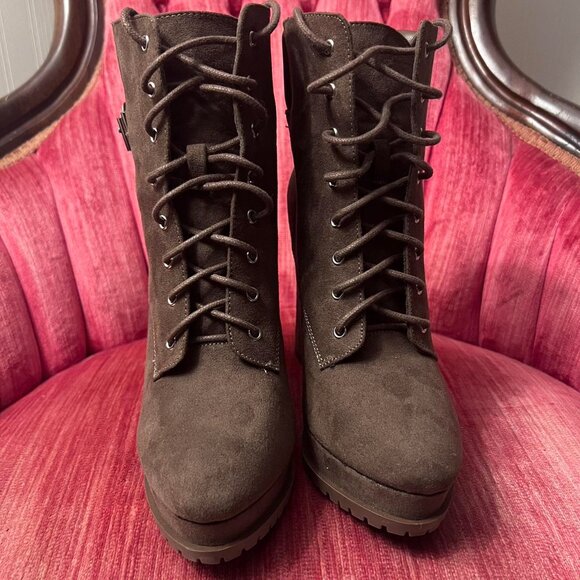 Shoe Dazzle Alix Platform Brown Hiker Bootie - Women's Size 7 - Picture 3 of 8